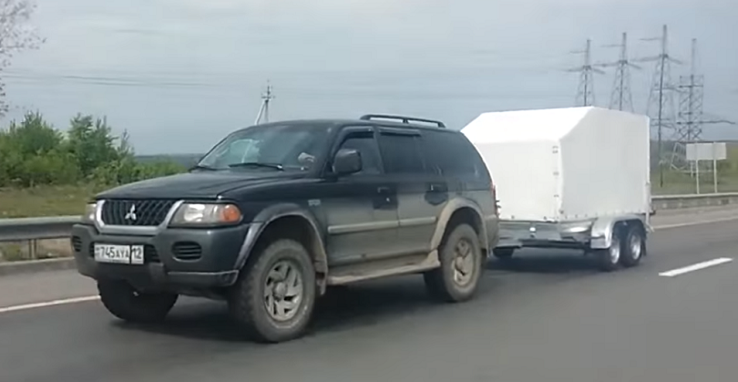 автоприцеп для перевозки грузов